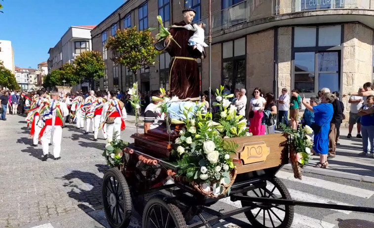 Cambados, Dorrón y Lampón celebran sus fiestas del Carmen