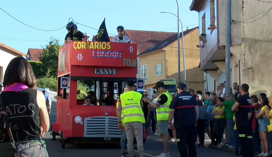 La Festa da Dorna tira de humor e ingenio con las carrilanas más originales en el Jran Prix