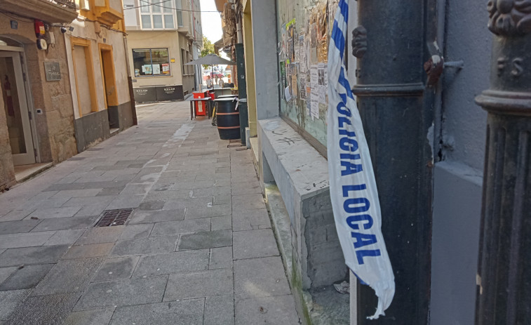 La Policía Local de Ribeira recibió decenas de avisos de vecinos por el elevado volumen de música a todas horas del día y noche