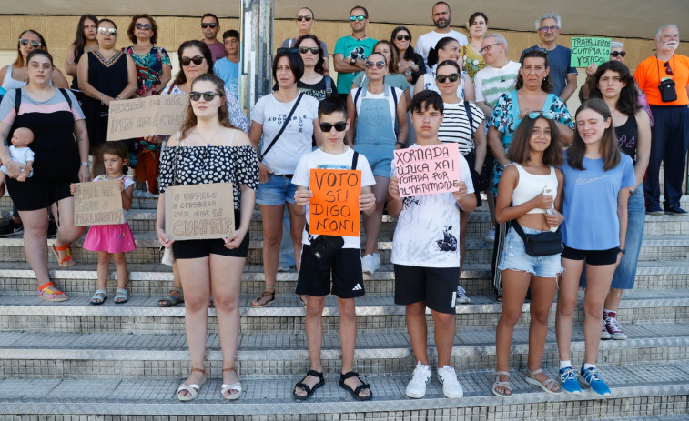 O instituto de Carril retoma as protestas para esixir a xornada continuada para o próximo curso