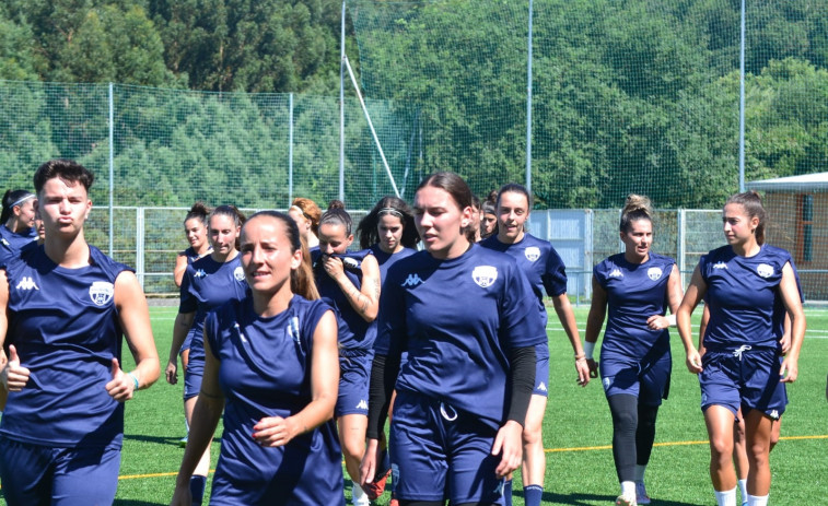 Lía llega cedida del Deportivo al Atlético Villalonga, que ya echó a rodar