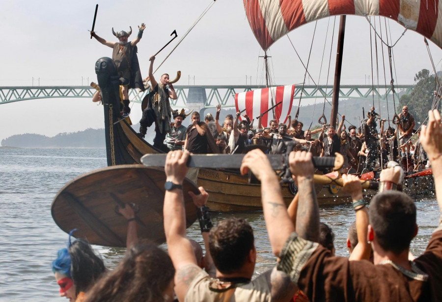 Catoira se prepara para los eventos de la LXIV Romería Vikinga que comienzan con deporte y cine