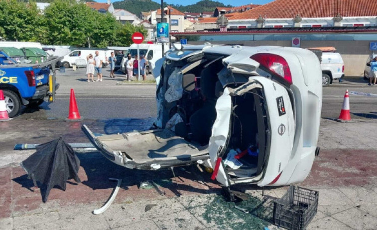 Fallece un joven en Cangas tras chocar contra otro vehículo que estaba siendo perseguido por la Policía