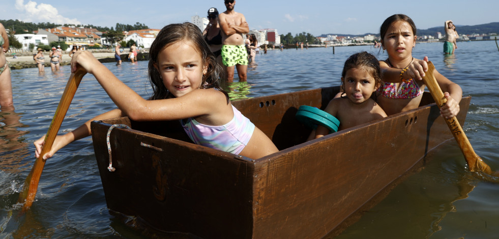 Búscate en la regata de los barcaños de Carril