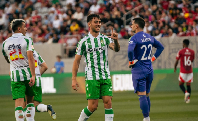 Iker Losada ya golea con el Betis