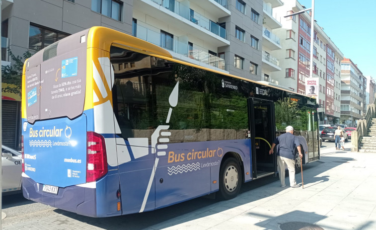 El transporte público en Sanxenxo suma más de 14.000 viajeros y apuesta por continuar