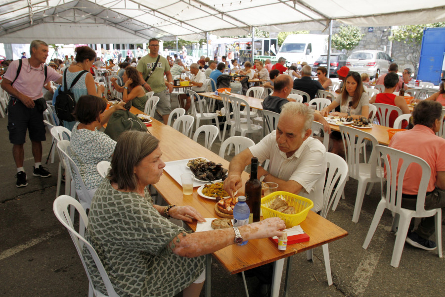 Vilanova inaugura mañana su Festa do Mexillón con una oferta de 13 platos a entre 4 y 14 euros