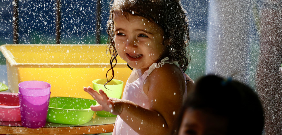 Los niños de la guardería celebran su Fiesta del Agua