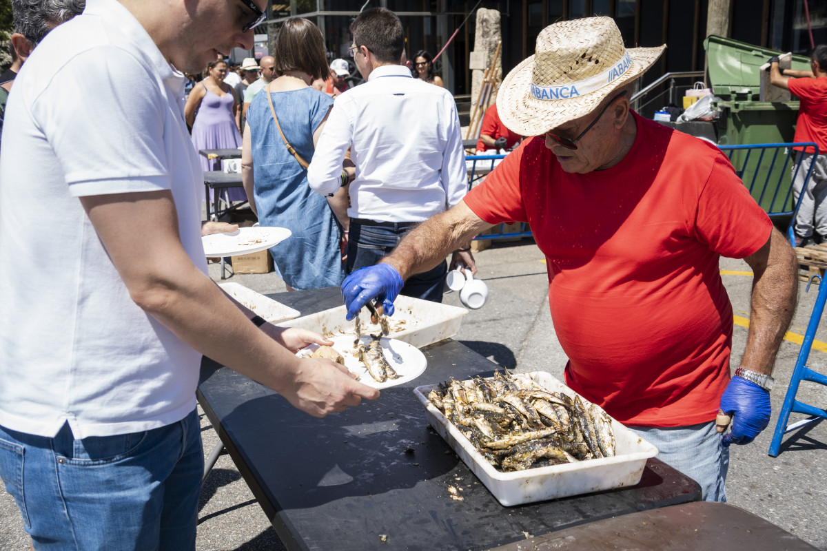 Sardinada festas portonovo 