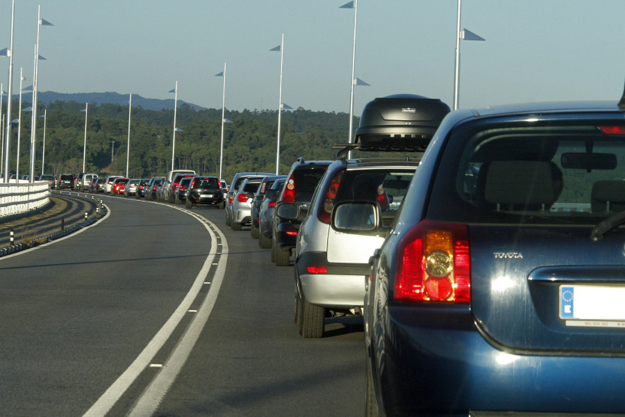 Arousa en Transición urge medidas contra el “turismo de masas” que deriva en “turismofobia” en A Illa