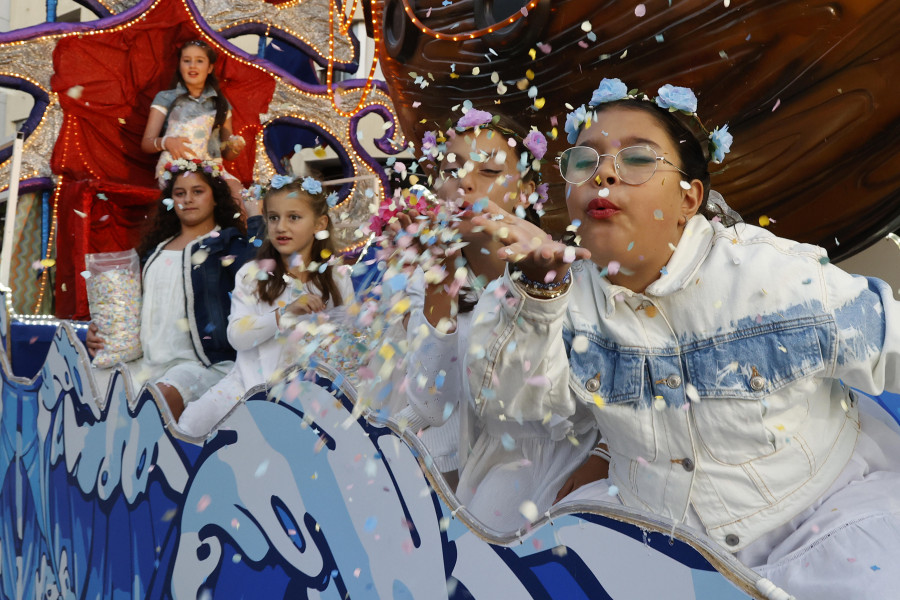 Homenaje al mar en el Desfile de Carrozas de Vilagarcía