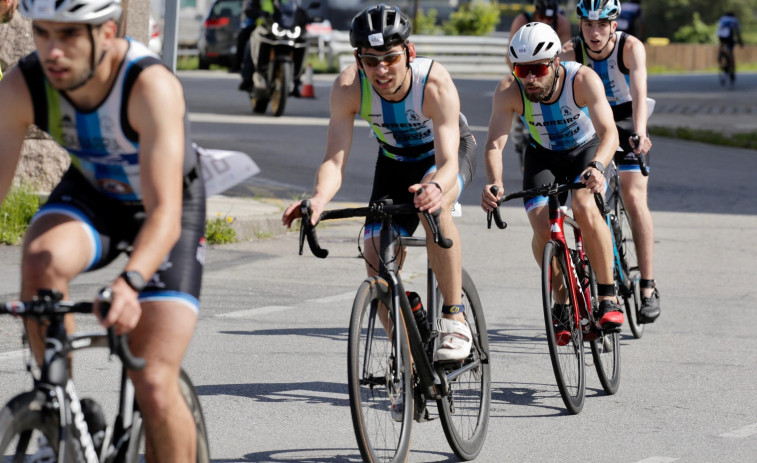 El Triatlón de Vilagarcía se aplaza debido a las obras de saneamiento de Aguas