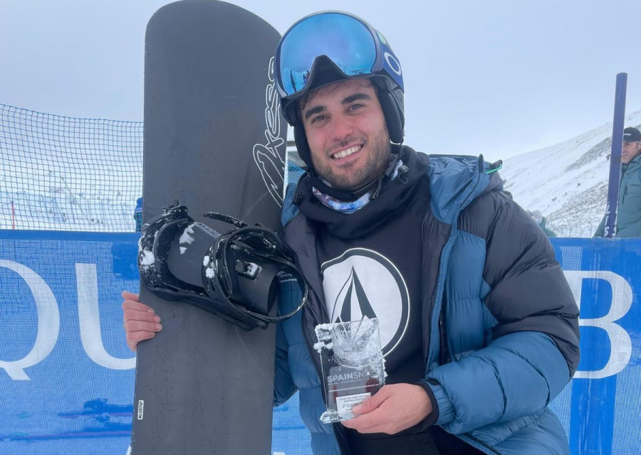 El cuntiense Ángel Torres competirá estas semanas en Chile en la Snowboard Cup