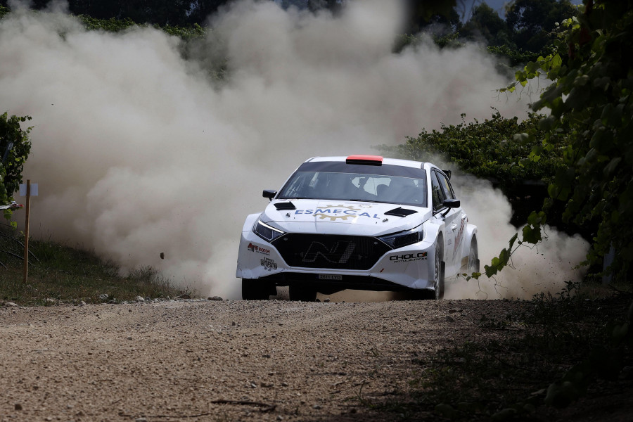 Ventín lidera en la primera fase del Rally Mix de Portas, marcada por dos incidentes