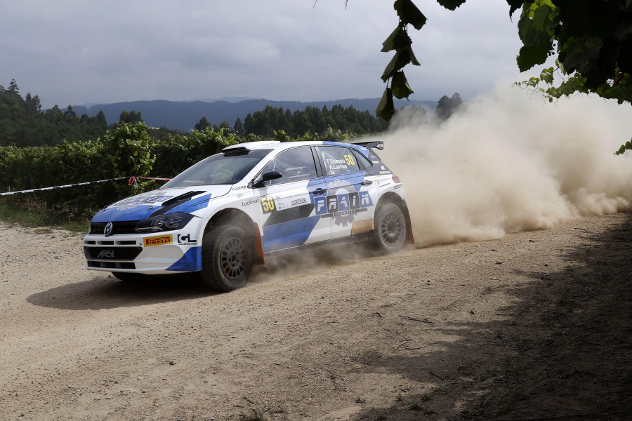 Francisco Dorado y Andrea Lamas triunfan en la clase B del RallyMix de Portas