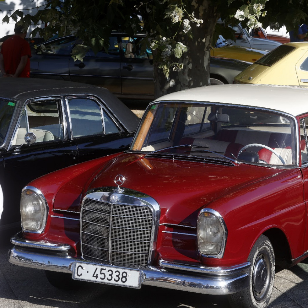 Moraña acoge la I Concentración de Coches Clásicos do Carneiro con una ruta y comida de grupo