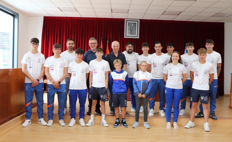 Catoira homenaxea aos palistas de As Torres polos seus éxitos internacionais