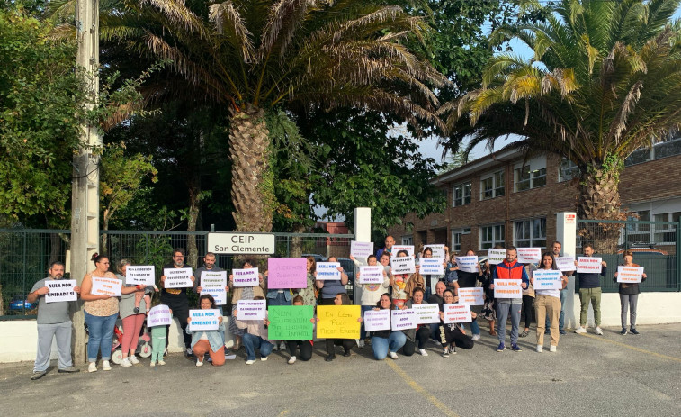 Protestas en Caldas por la pérdida de la tercera unidad de Infantil en San Clemente