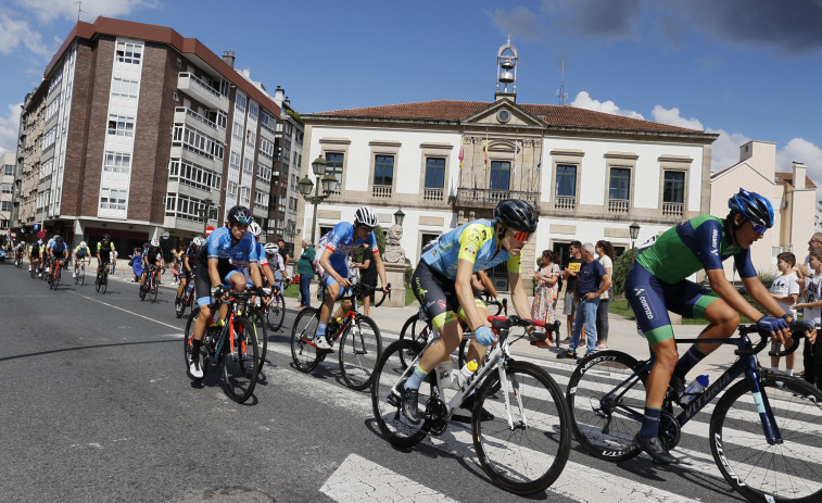 La Vuelta Ciclista a Galicia atraviesa Vilagarcía el domingo