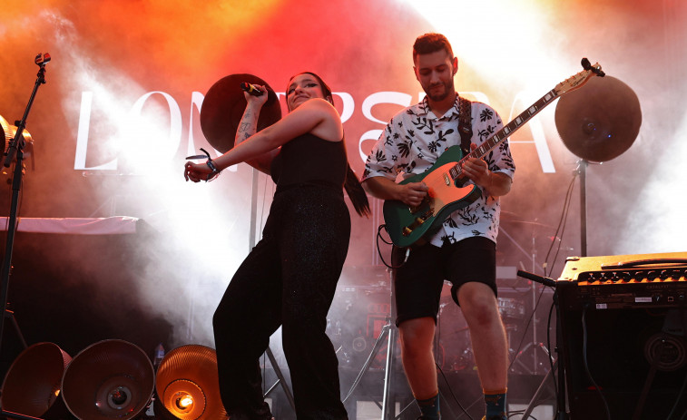 Lontreira, Flow do Toxo y O Rabelo e Nenaza, en el “Festival da Mocidade” en A Illa