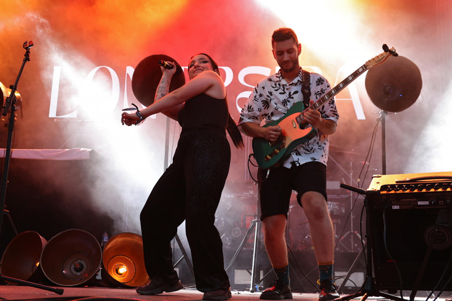 Lontreira, Flow do Toxo y O Rabelo e Nenaza, en el “Festival da Mocidade” en A Illa