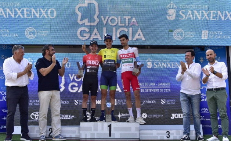 José Luis Faura triunfa en la Vuelta a Galicia en Sanxenxo