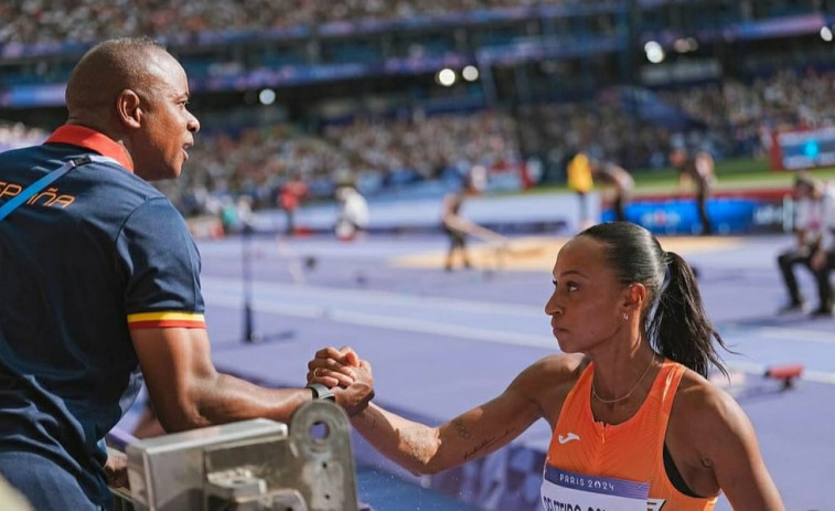 Ana Peleteiro comunica que Pedroso deja de ser su entrenador