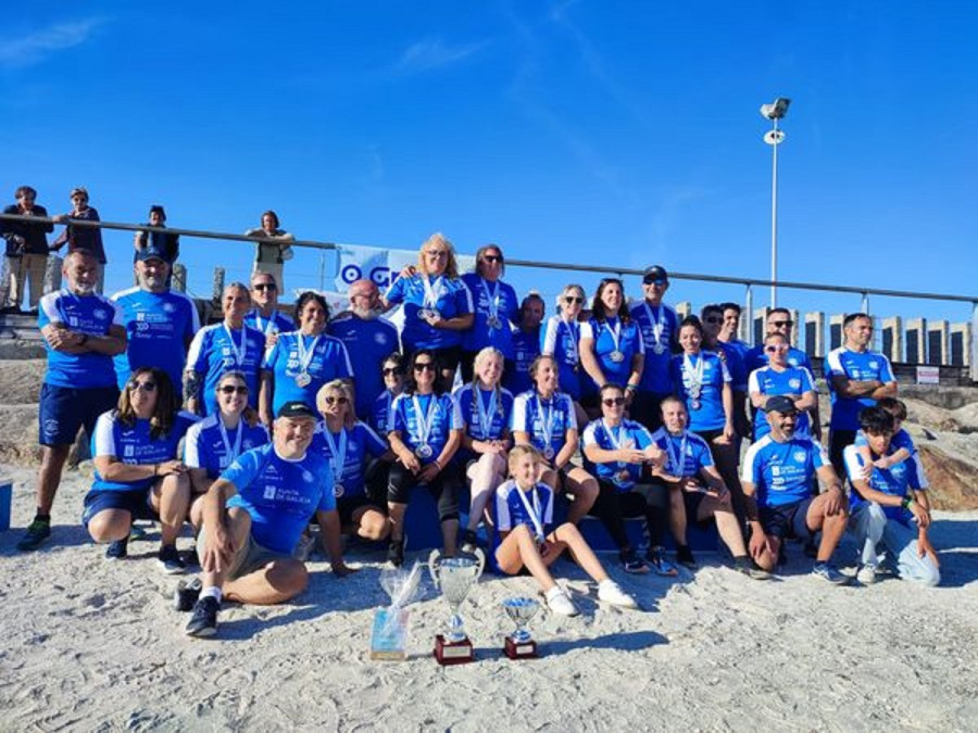 El Breogán se lleva el bronce en el Campeonato   Gallego de Barco Dragón