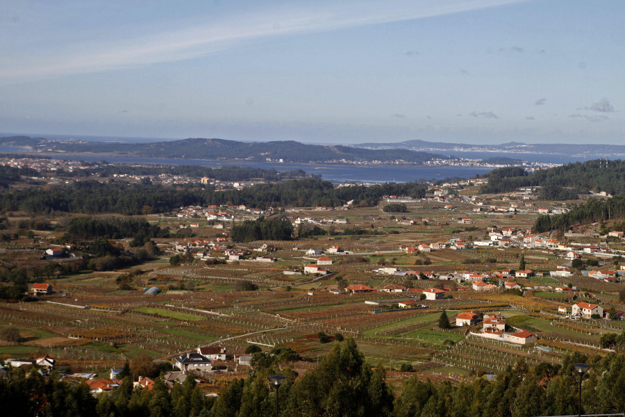 Un informe de la Xunta plantea una hipotética fusión de los concellos de Sanxenxo y Meaño