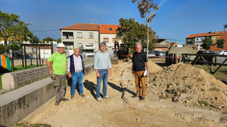 O Grove inicia las obras de acondicionamiento del parque Terra de Porto y planea las del entorno de O Sineiro