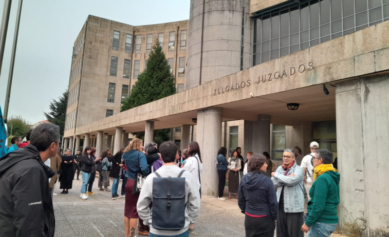 Comienza el juicio contra el exalcalde de Pontecesures por presunta agresión sexual a su sobrina