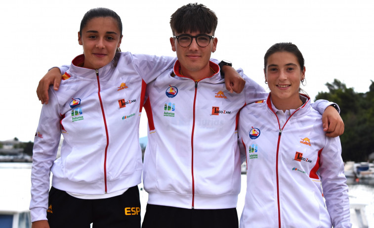 Nerea Novo e Iván Alonso se suben al podio en el Mundial de Metkovic