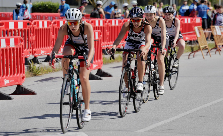 El  XIII Triatlón Concello de Vilagarcía contará con 80 equipos