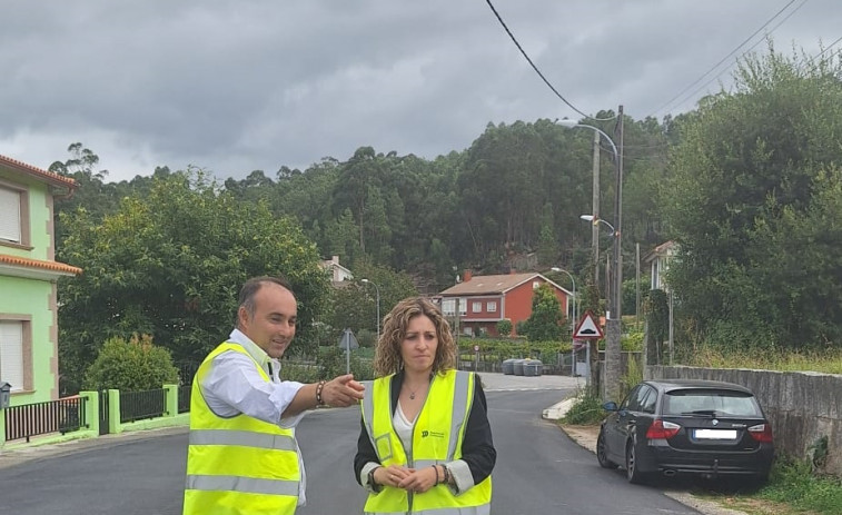 La Diputación supervisa los trabajos de conservación y mejora del firme en la EP-9601 en Castroagudín