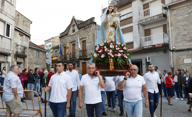 Seis orquestas y muchas más actividades para celebrar el Rosario en Vilaxoán