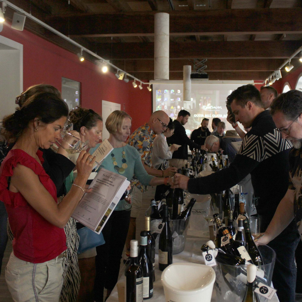 La Wine Scholar Guild visita la DO Rías Baixas: “Sus albariños no tienen nada que ver con los del resto del mundo”