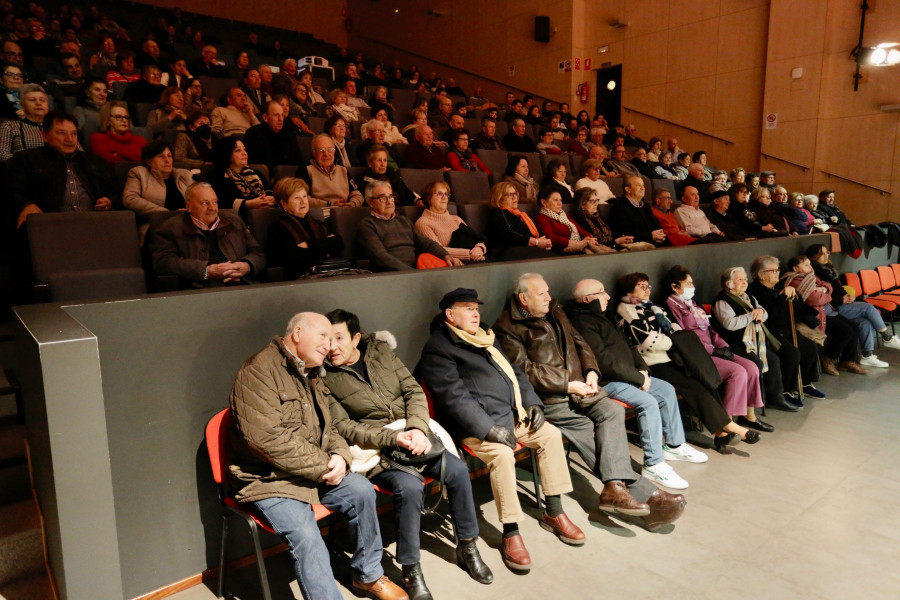 Ribadumia programa este otoño cine, música, teatro, humor y su I Encontro Literario