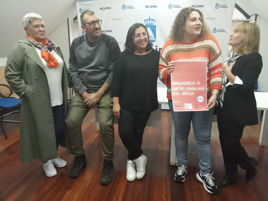 Los grupos de panderetas Bailadela y Sete Linguas ofrecerán el sábado un concierto de canto tradicional en la Porta do Sol, en Ribeira