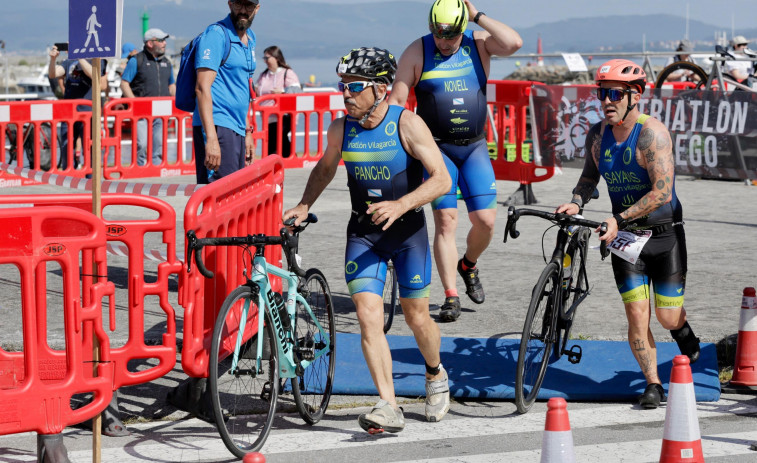 Vilaxoán acoge el XII Triatlón Concello de Vilagarcía que pone en juego el título autonómico por equipos