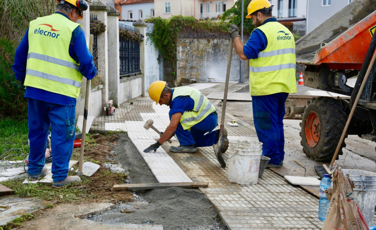 Retoman las obras de la calle Ameixeiras sin acuerdo con la Iglesia para todo el trazado