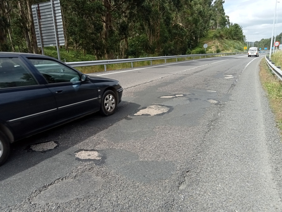 Corte de tráfico en la autovía do Barbanza entre Palmeira y Ribeira