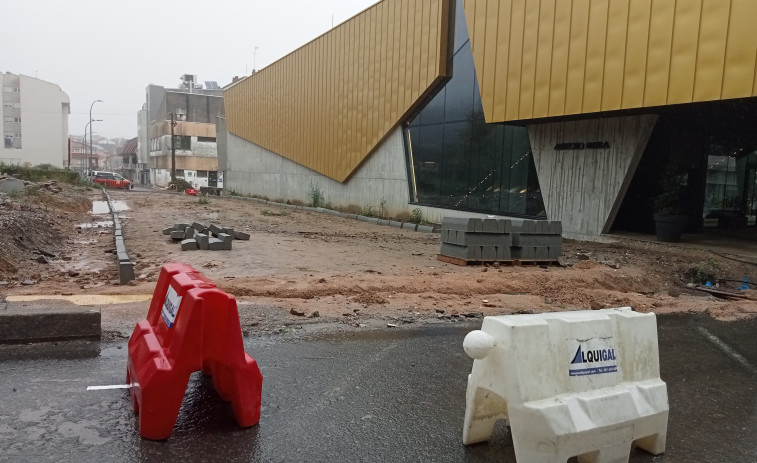 Ribeira destinará 875.000 euros a sustituir antiguas tuberías de agua para reducir las fugas