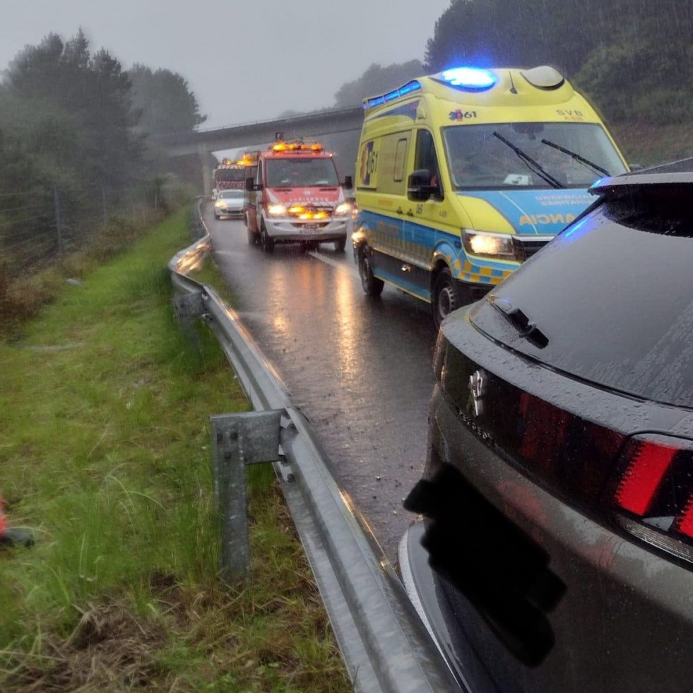 Una salida de vía en la Autovía do Barbanza provoca importantes retenciones en dirección a Padrón