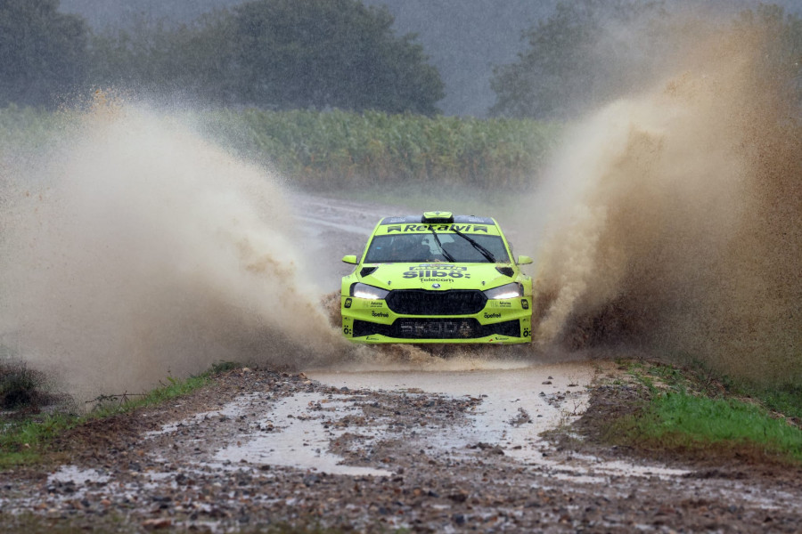 ‘Cohete' Suárez, Iglesias y ‘Pisko’ Ventín vencen en el VII RallyMix de Cuntis