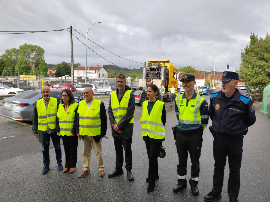 La DGT inicia en Vilagarcía una campaña de control y concienciación por el uso de teléfonos móviles al volante