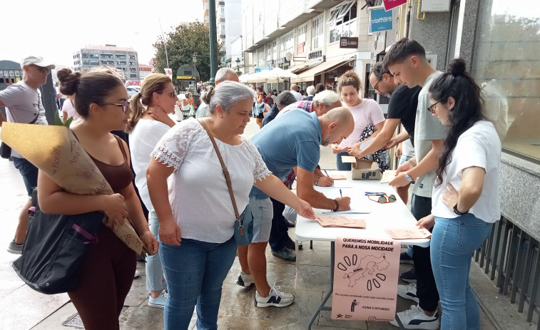 El PP rechazó la creación de un servicio de bus que conecte O Barbanza con la estación de tren en Catoira