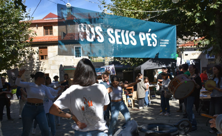 El festival “Nos seus pés” comienza hoy con un tapeo con “estrella” y mucha música en O Grove