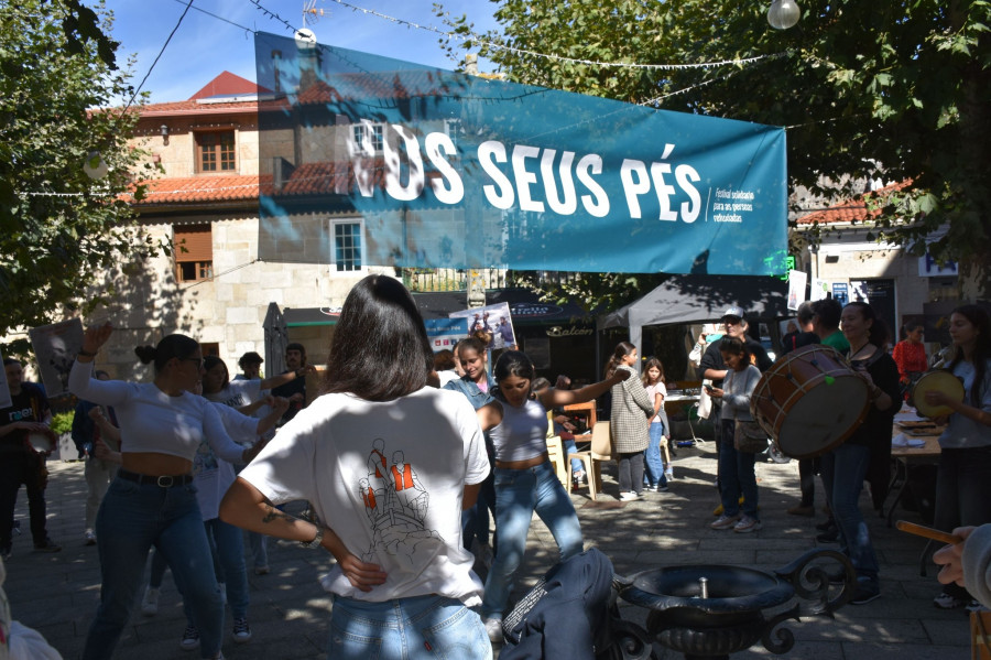 El festival “Nos seus pés” comienza hoy con un tapeo con “estrella” y mucha música en O Grove