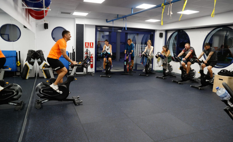 A Illa realiza mejoras y amplía la maquinaria del gimnasio de O Bao