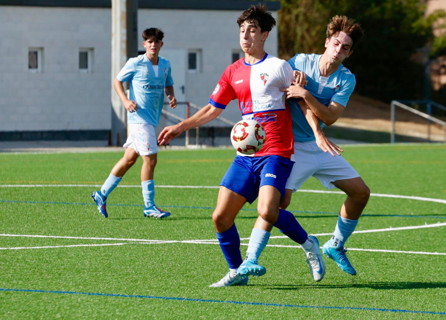 El Arosa juvenil visita al Racing de Santander, candidato al título